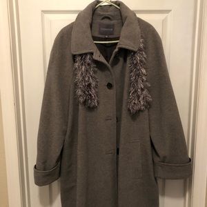 Ladies knee length coat!